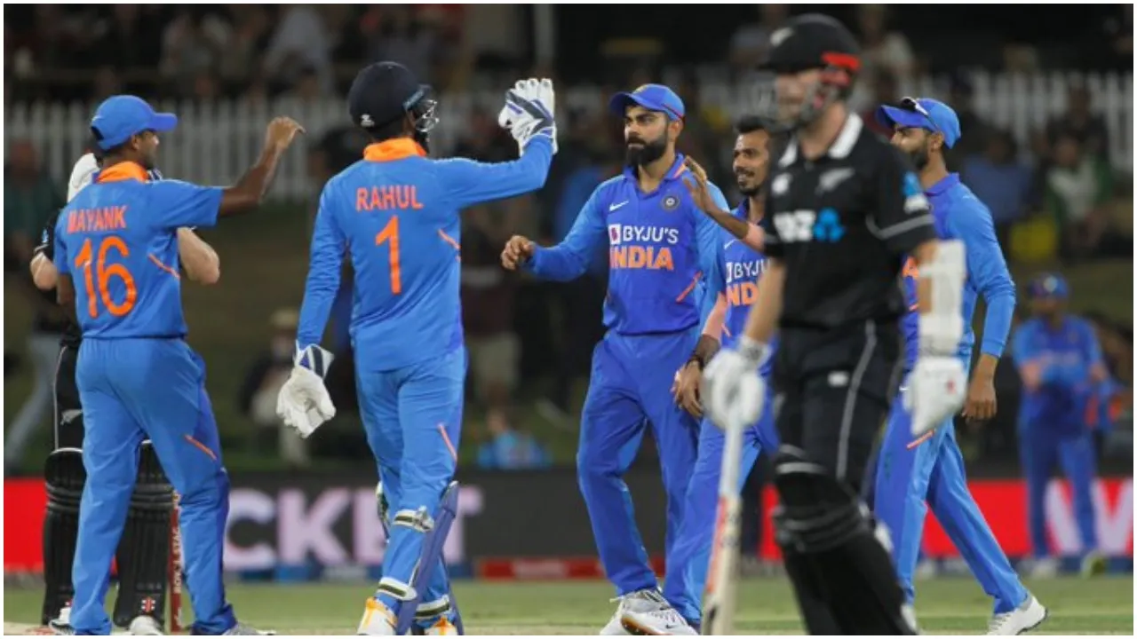 INDvNZ Final Report : न्‍यूजीलैंड ने भारत को तीसरे मैच में भी हराया, भारत का सूपड़ा साफ