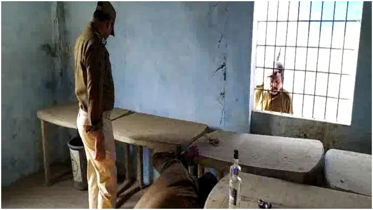 बिहार : शराबियों का अड्डा बना, मोतिहारी का सदर अस्पताल