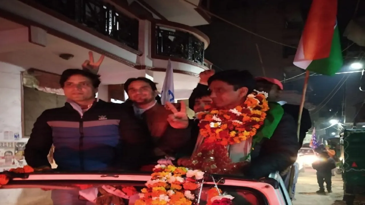 दिल्ली में आप विधायक के काफिले पर गोलीबारी, पुलिस ने एक व्यक्ति को हिरासत में लिया