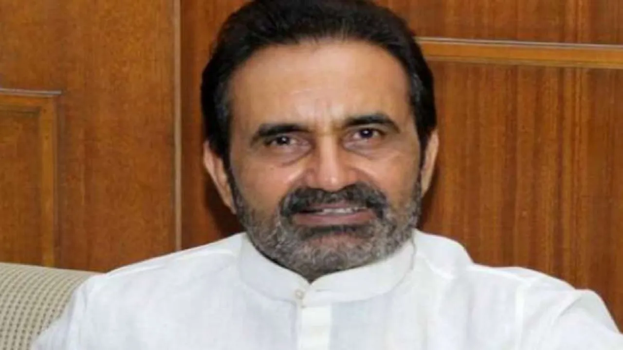 भाजपा को नीतीश की ‘‘कुछ कमजोरियां’’ पता है , इसलिए उन्हें अपनी धुन पर नचा रही : गोहिल