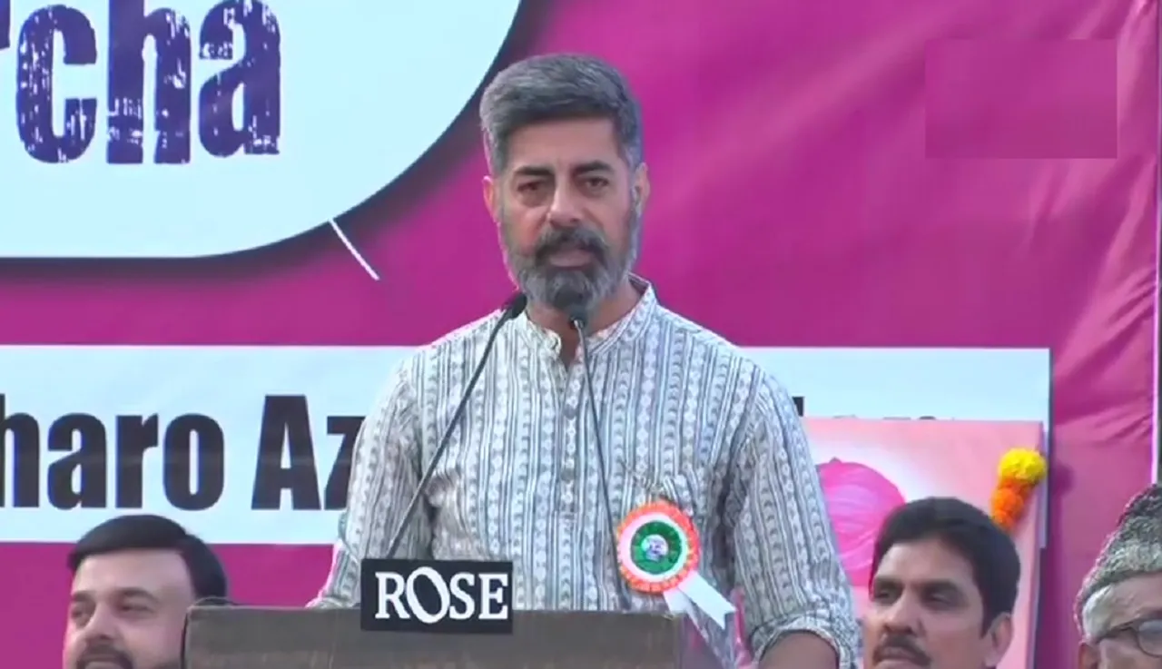Anti Caa रैली में बोले एक्टर सुशांत सिंह, इस देश में इंसान जलाए जा सकते हैं, लेकिन बस...