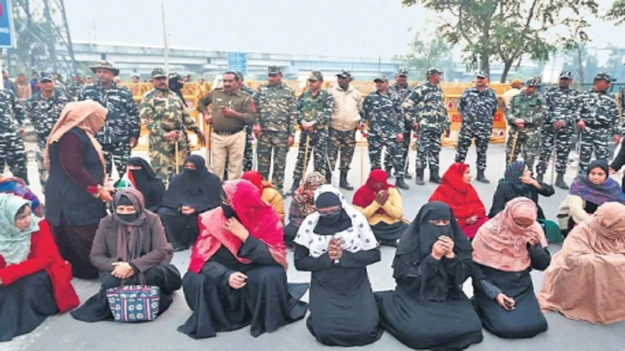 सुप्रीम कोर्ट के फैसले से पहले शाहीन बाग में मांगी गई दुआएं