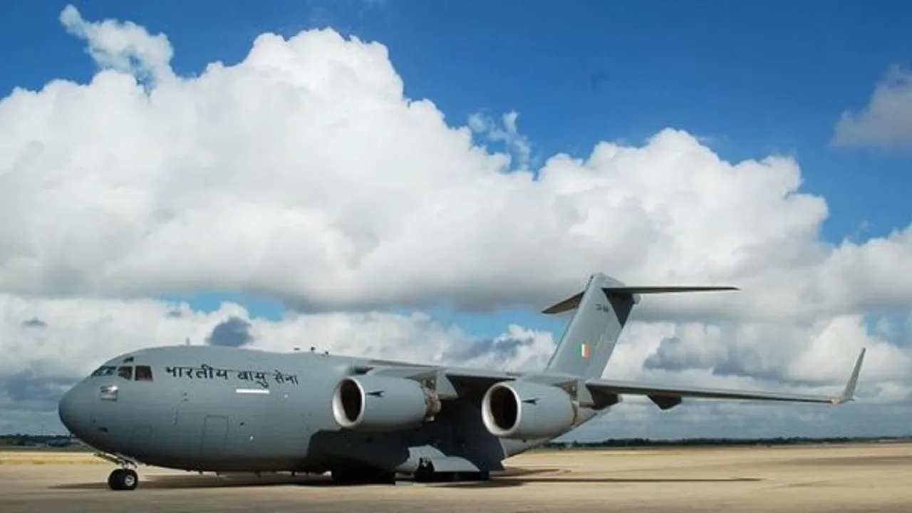 वुहान में फंसे भारतीयों को निकालने के लिए IAF भेजेगा C-17 जंबो जेट