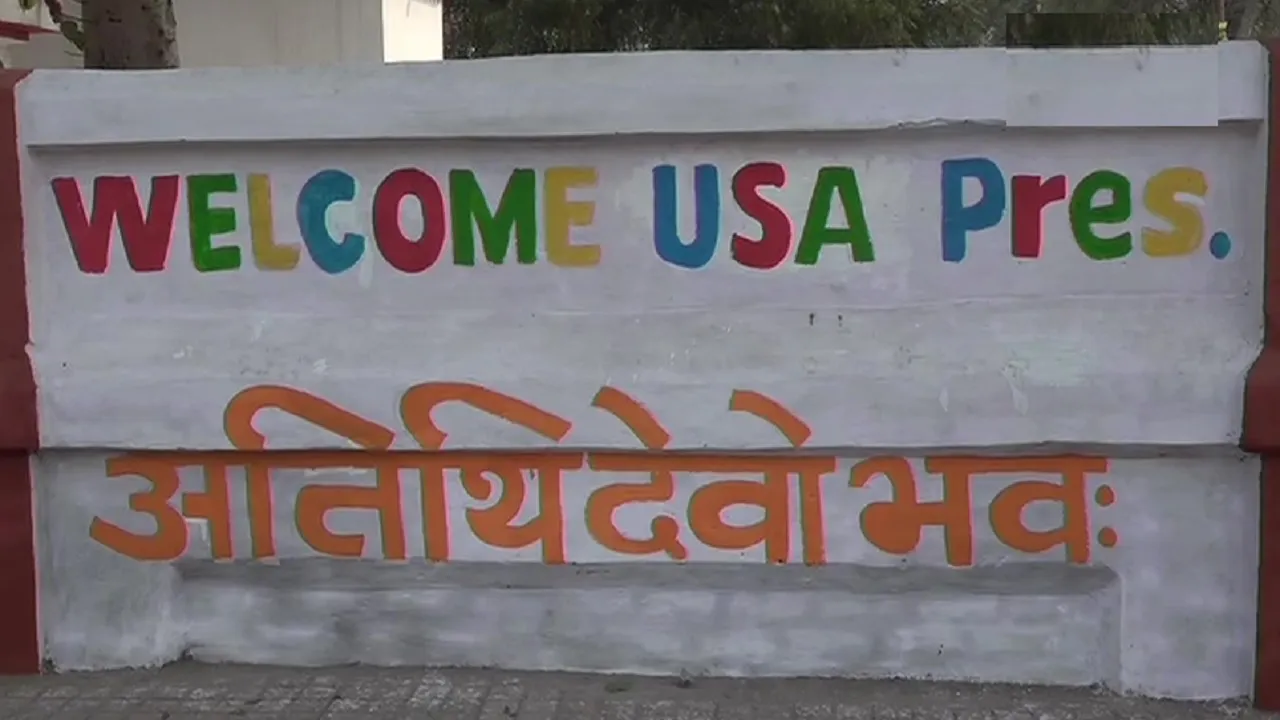 डोनाल्ड ट्रंप अपनी फेवरेट कार से नहीं कर पाएंगे ताजमहल का दीदार, बैट्री बस से मिलेगा प्रवेश