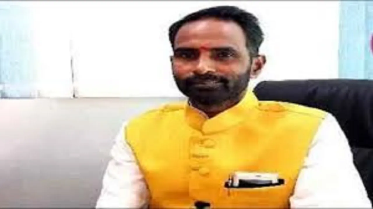 तेज प्रताप तो अबोध हैं, नीतीश की कंस से तुलना पर बोले भाजपा नेता मयूख