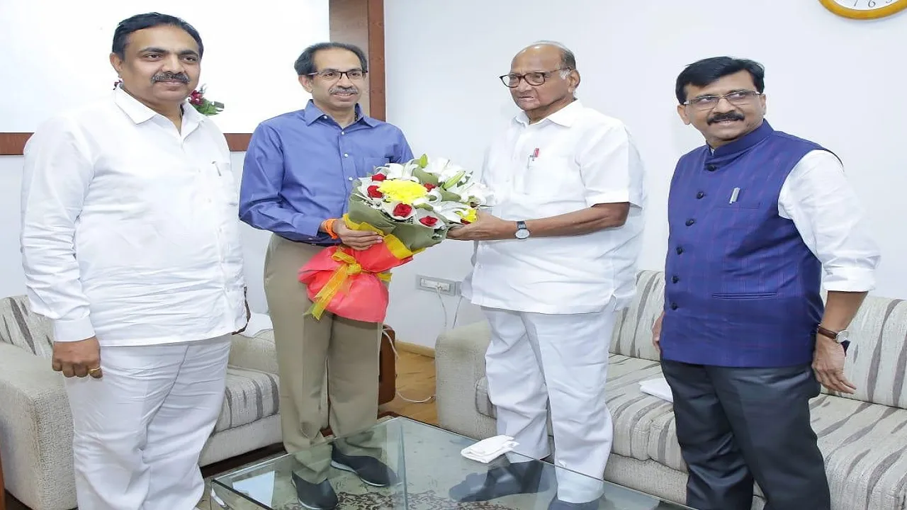 मुंबई के अंजुमन-ए-इस्लाम लॉ कॉलेज का नाम बदला, उद्धव ठाकरे बोले- हिन्दू-मुस्लिम विषय है, लेकिन देश अपना है