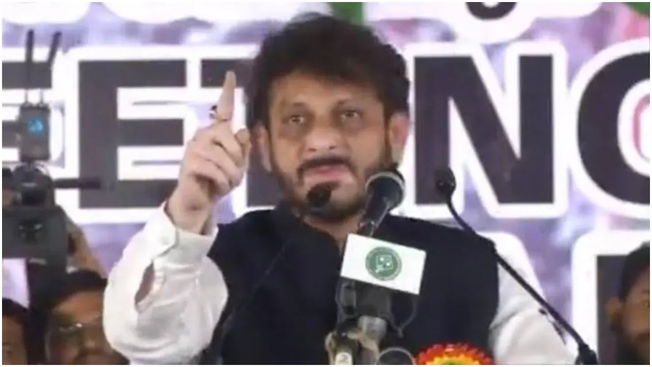 '100 करोड़ पर 15 करोड़ भारी' वाले बयान को लेकर AIMIM नेता वारिस पठान पर मुकदमा