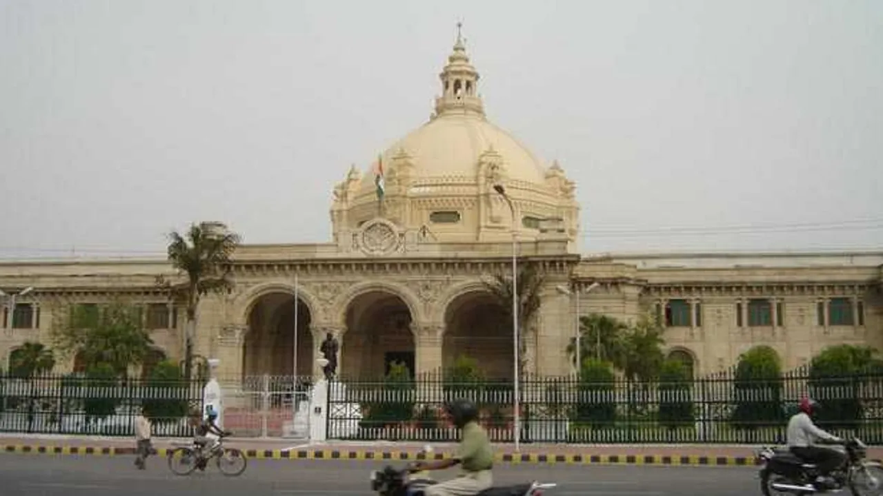 अलीगढ़ में हुई हिंसा और पुलिस कार्रवाई के विरोध में विधान परिषद में सपा के विधायकों का हंगामा