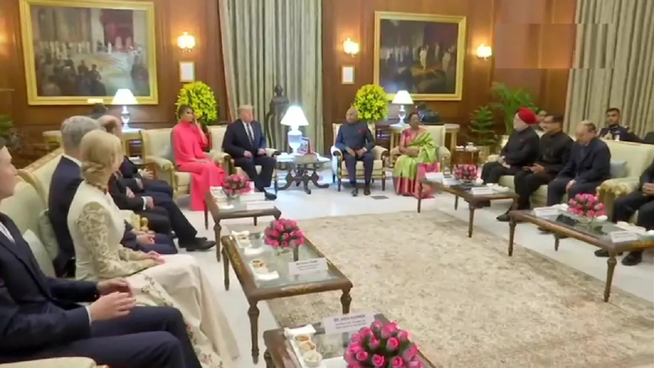राष्ट्रपति भवन की भव्यता और इमारत की खासियत के बारे में राष्ट्रपति कोविंद ने ट्रंप को बताया
