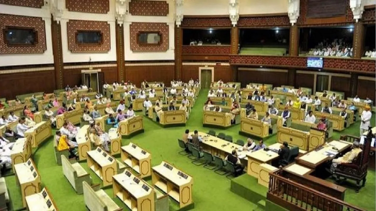 मृतक किसानों के परिजनों को मुआवजे पर राजस्थान विधानसभा में हुआ हंगामा