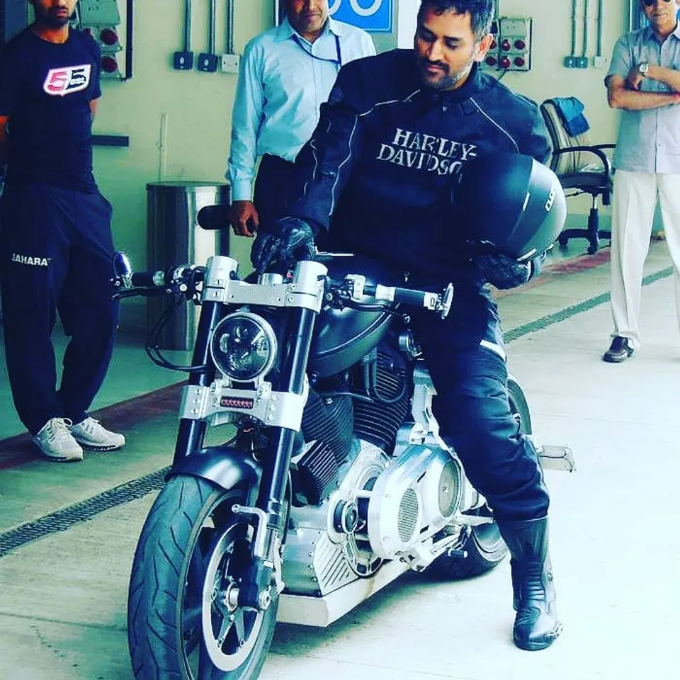 dhoni bike