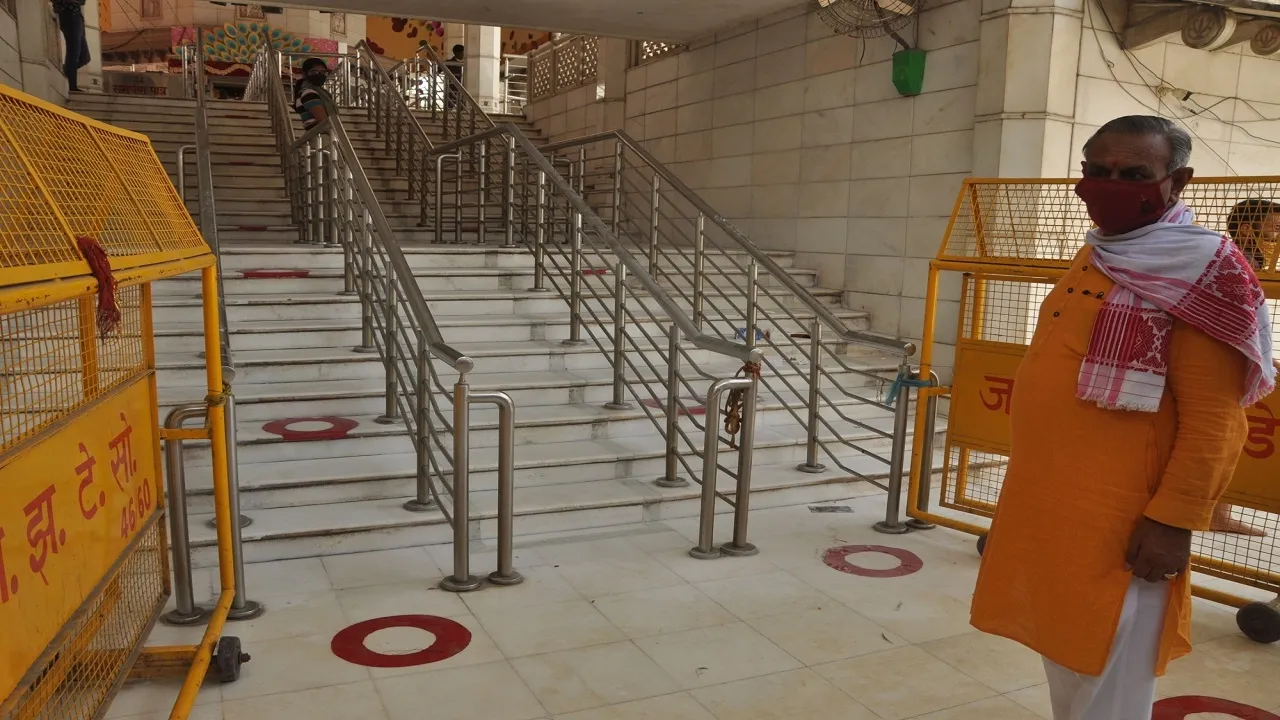 Jhandewala Mandir