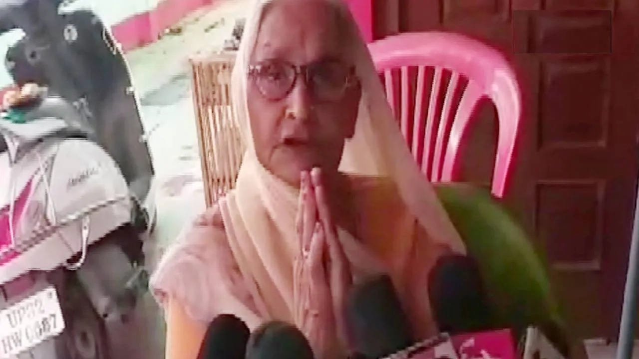 Vikas Dubey mother