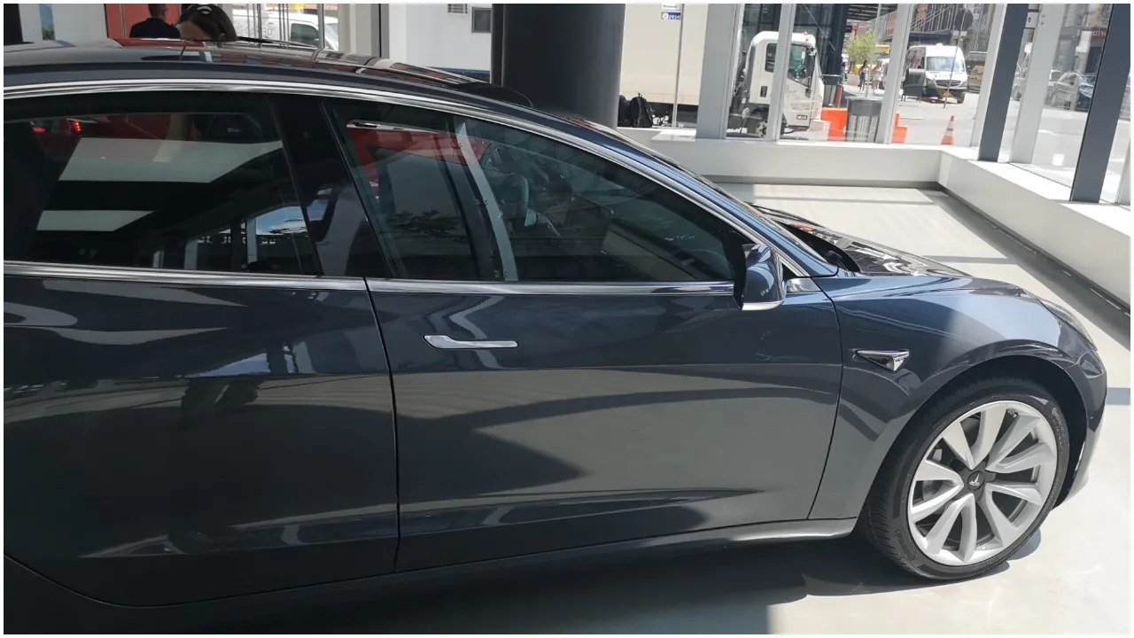 Tesla Model 3