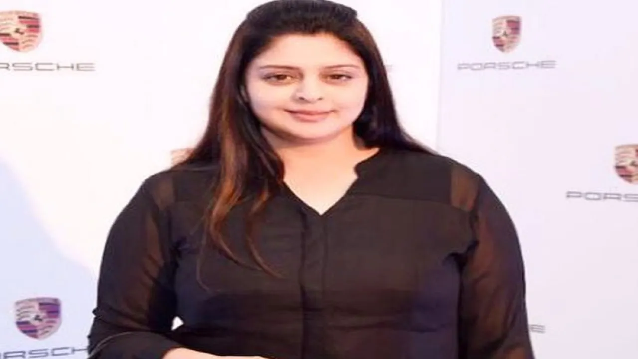 nagma1