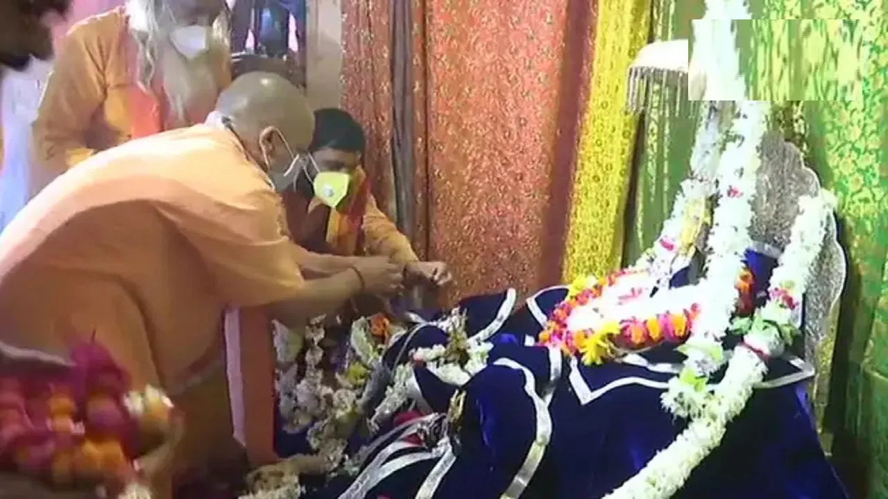 yogi adityanath
