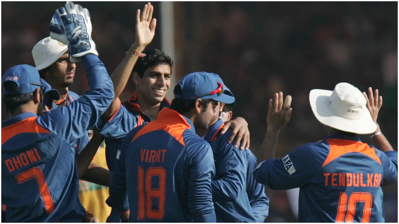 nehra dhoni