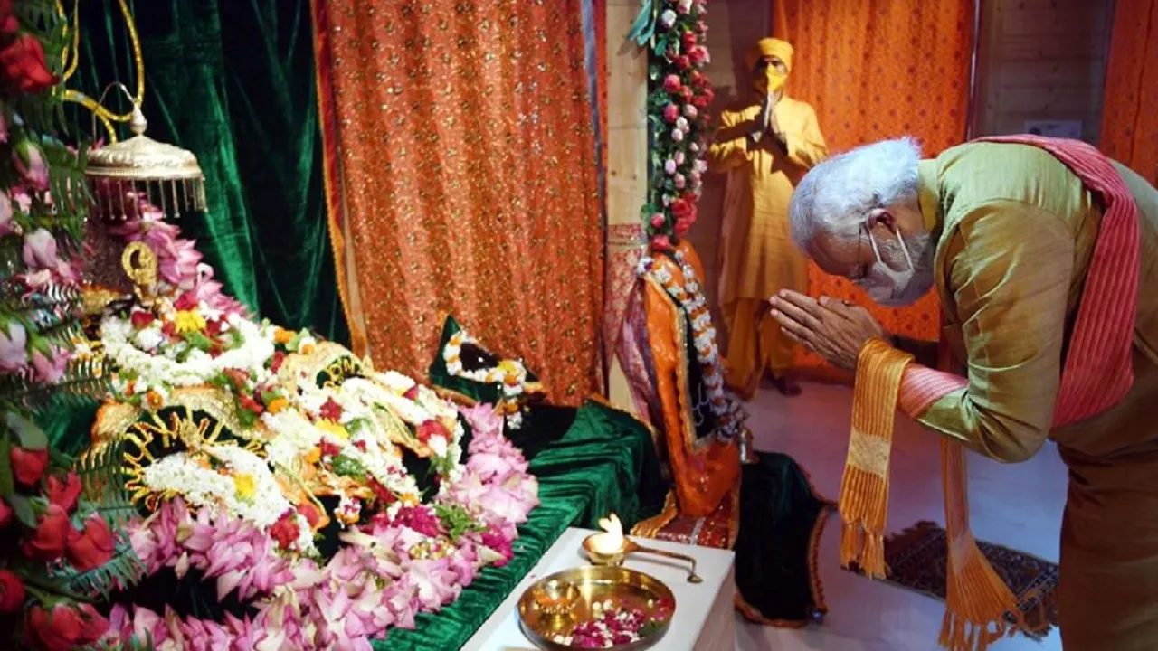 modi narendra ayodhya