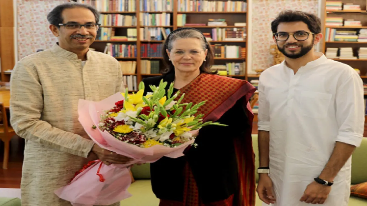 Udhav Thackeray Sonia Gandhi Aditya Thackeary