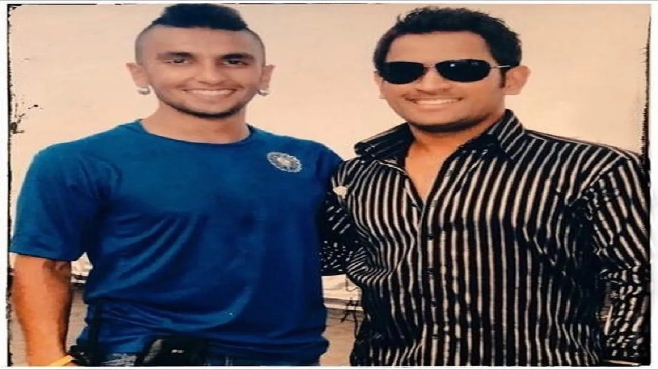 Ranveer And Dhoni