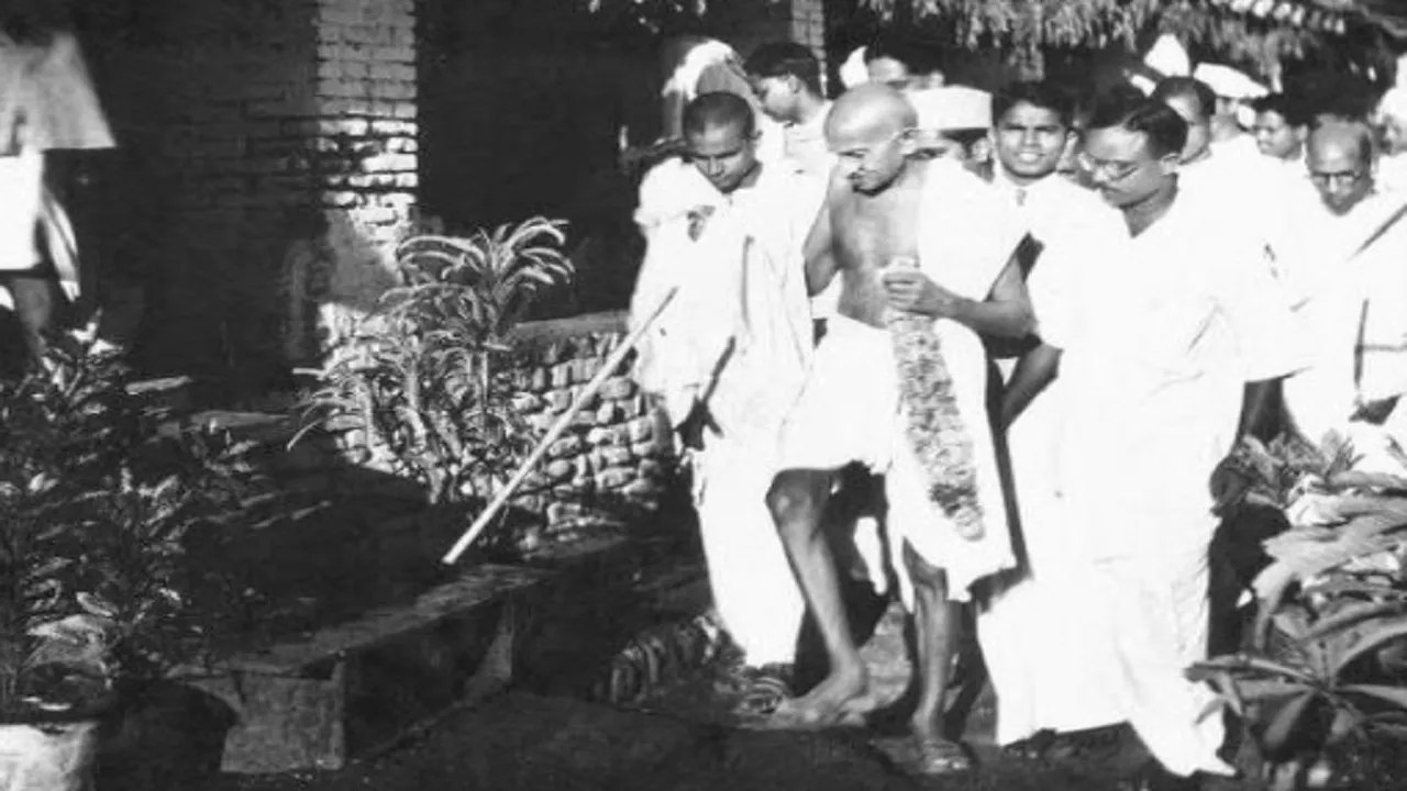 Gandhi Main