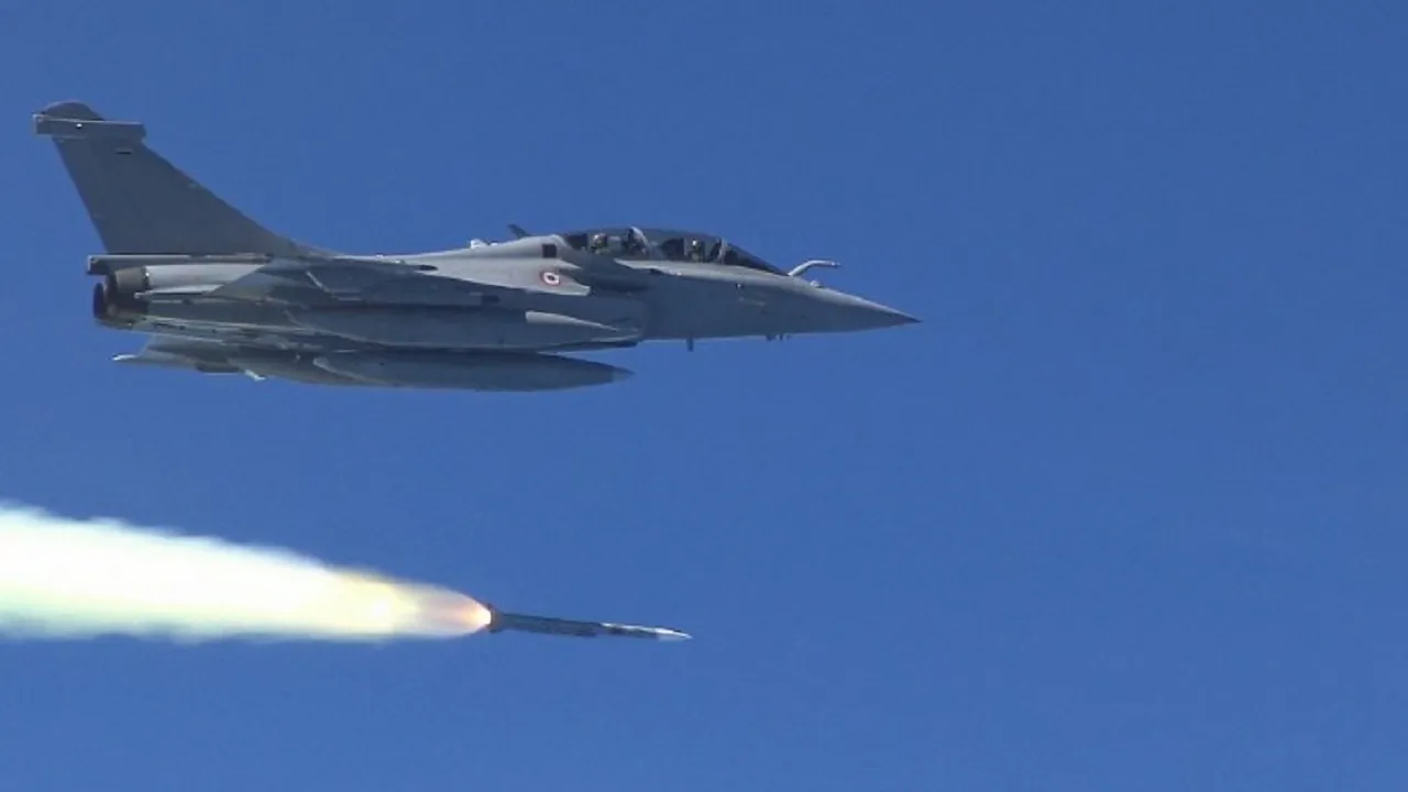 india tests missile
