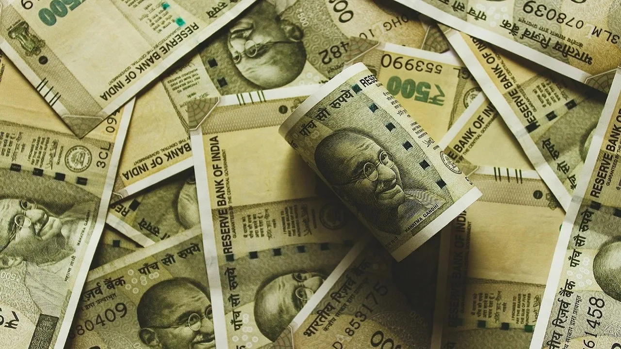5 hundred rupees note