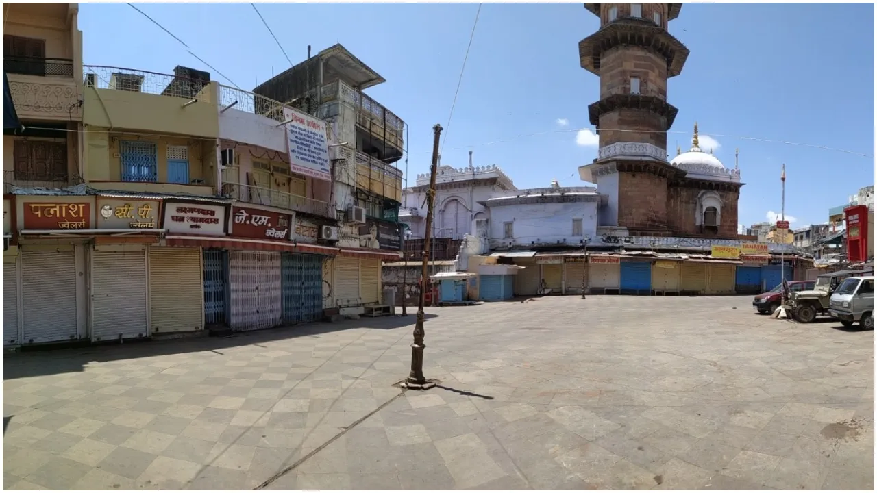 Five Districts Night Curfew in Madhya Pradesh