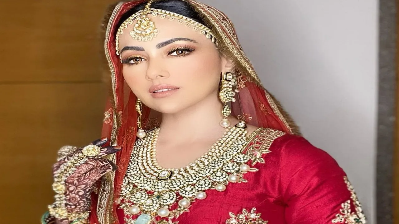 Sana Khan