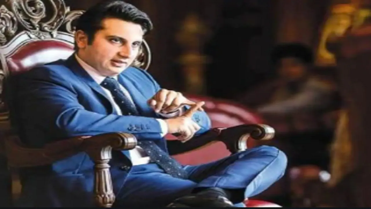 adaar poonawala
