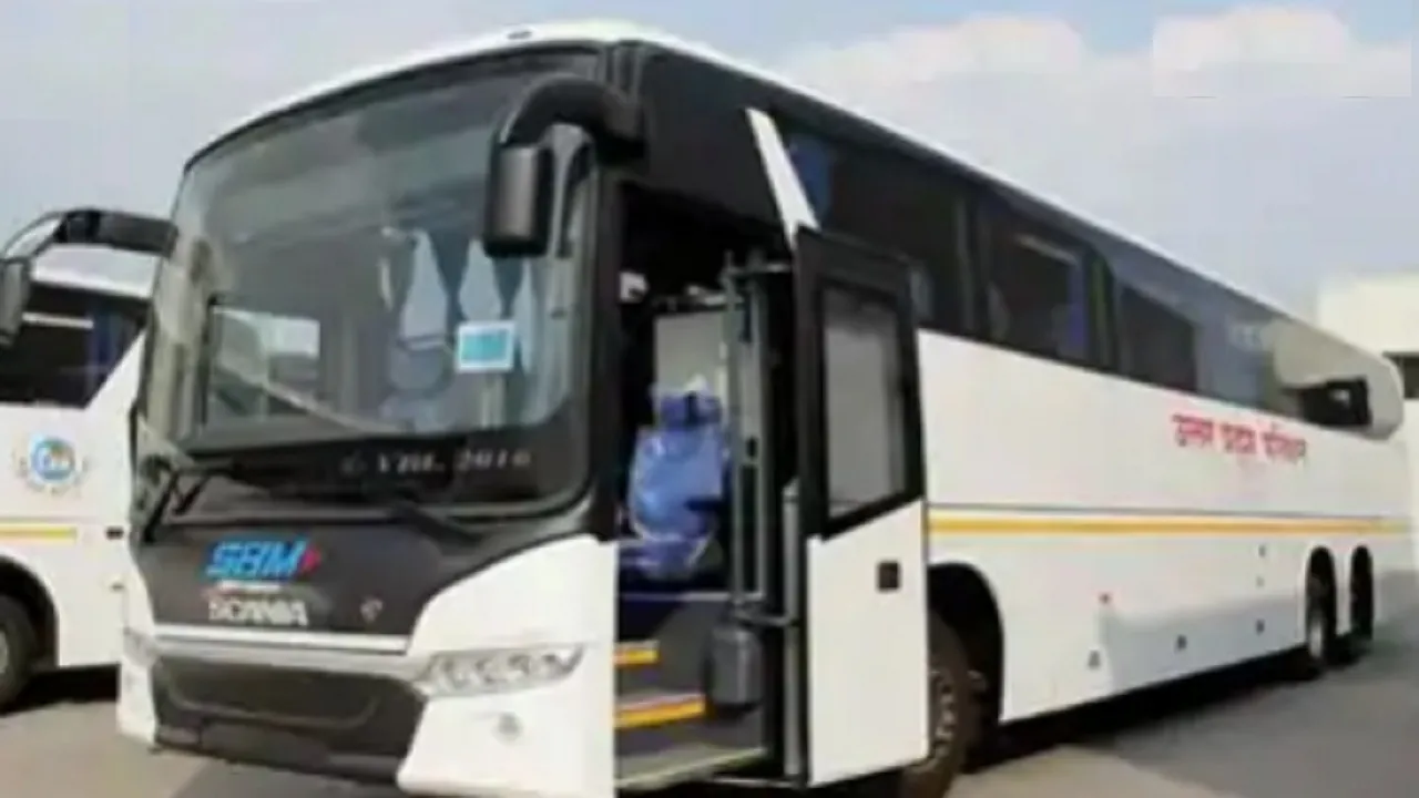 UP Roadways Bus