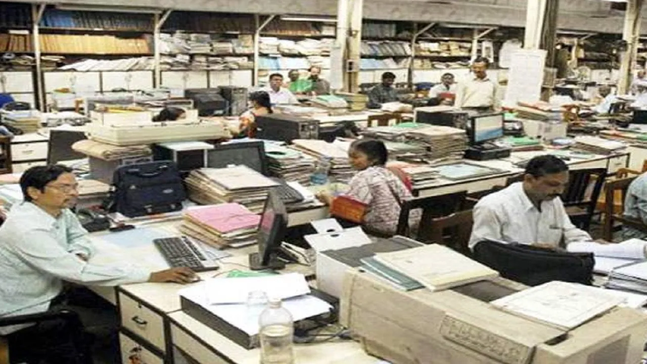 Fact Check  Govt Employees Asked To Take at Least 20 Days Earned Leave