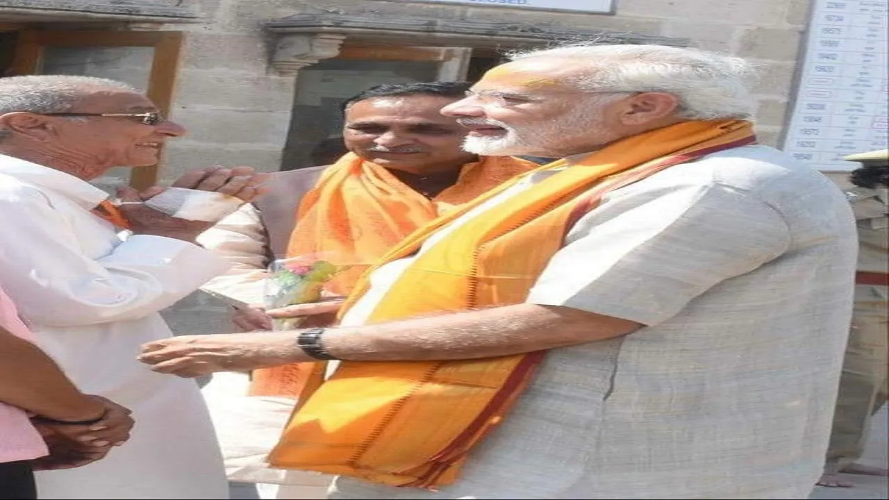 PM Narendra Modi friend Haribhai passed away