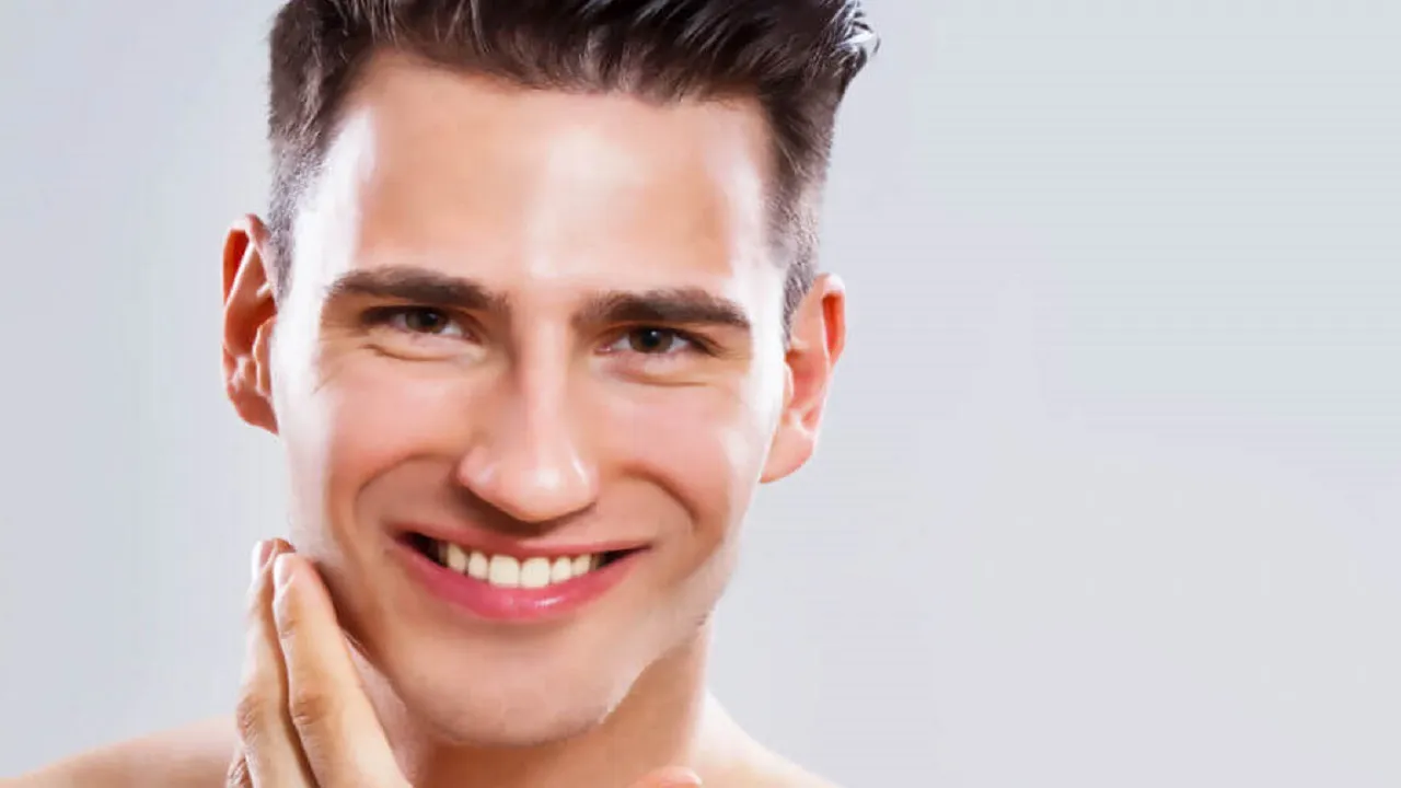 घर में रखी इन चीजों का करें इस्तेमाल, मक्खन जैसी मुलायम हो जाएगी Skin