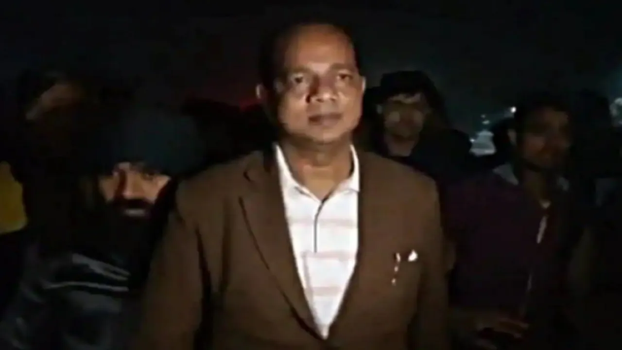 Zakir Hussain