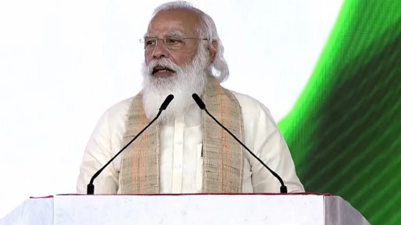 narendra modi catch the rain