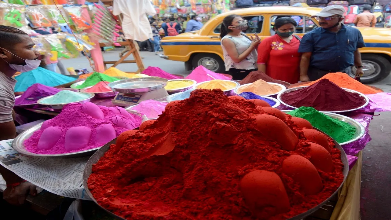 playing Holi