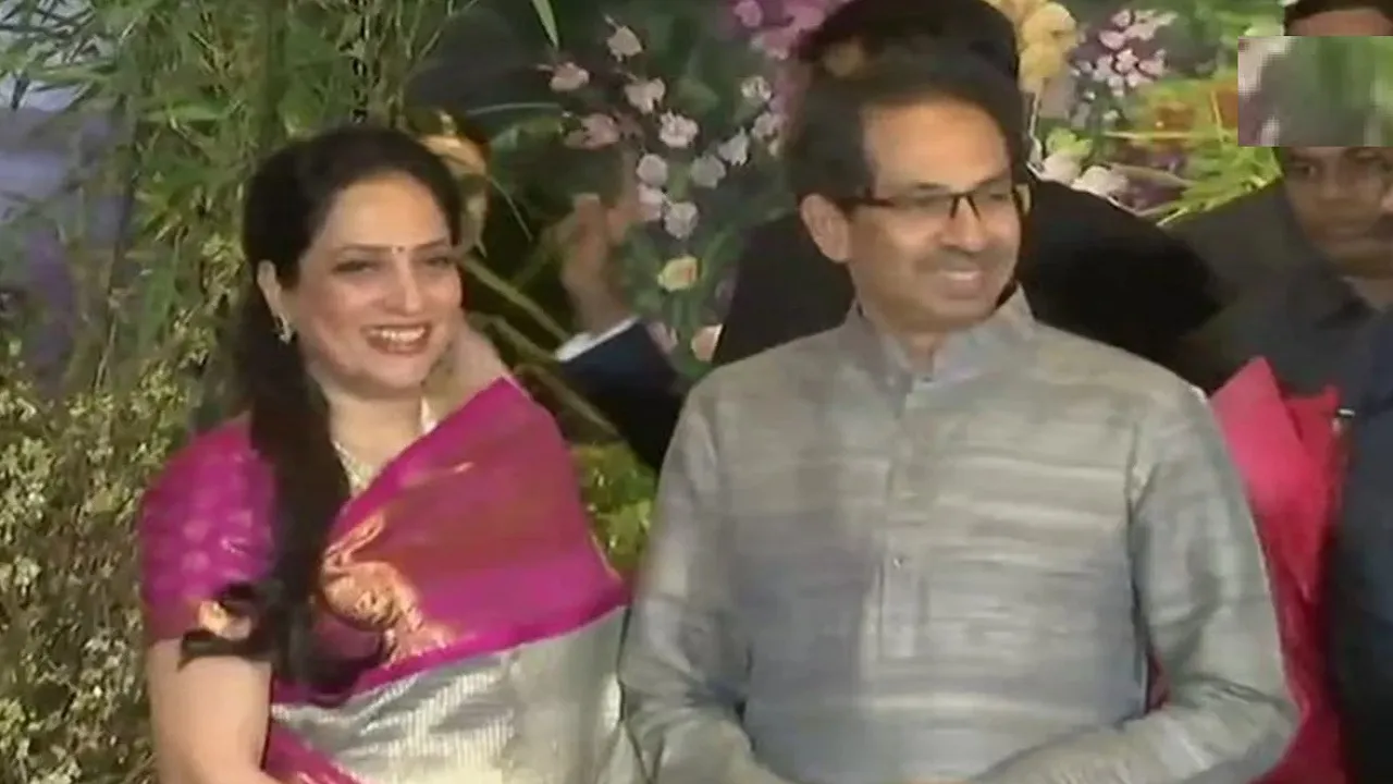 uddhav wife