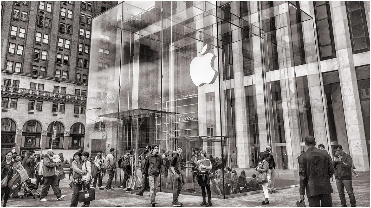ऐपल (Apple)