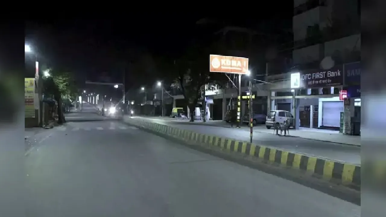 Lockdown in UP