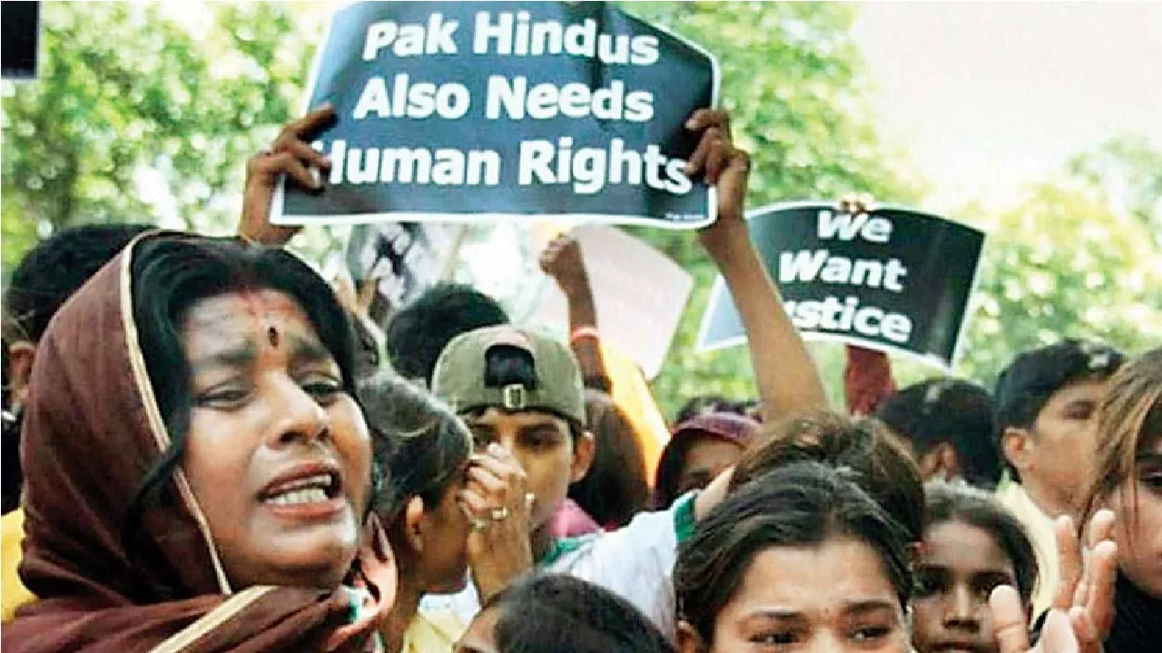 पाक में अगवा हिंदू लड़की रीना मेघवार का वीडियो वायरल, नहीं की किसी ने मदद