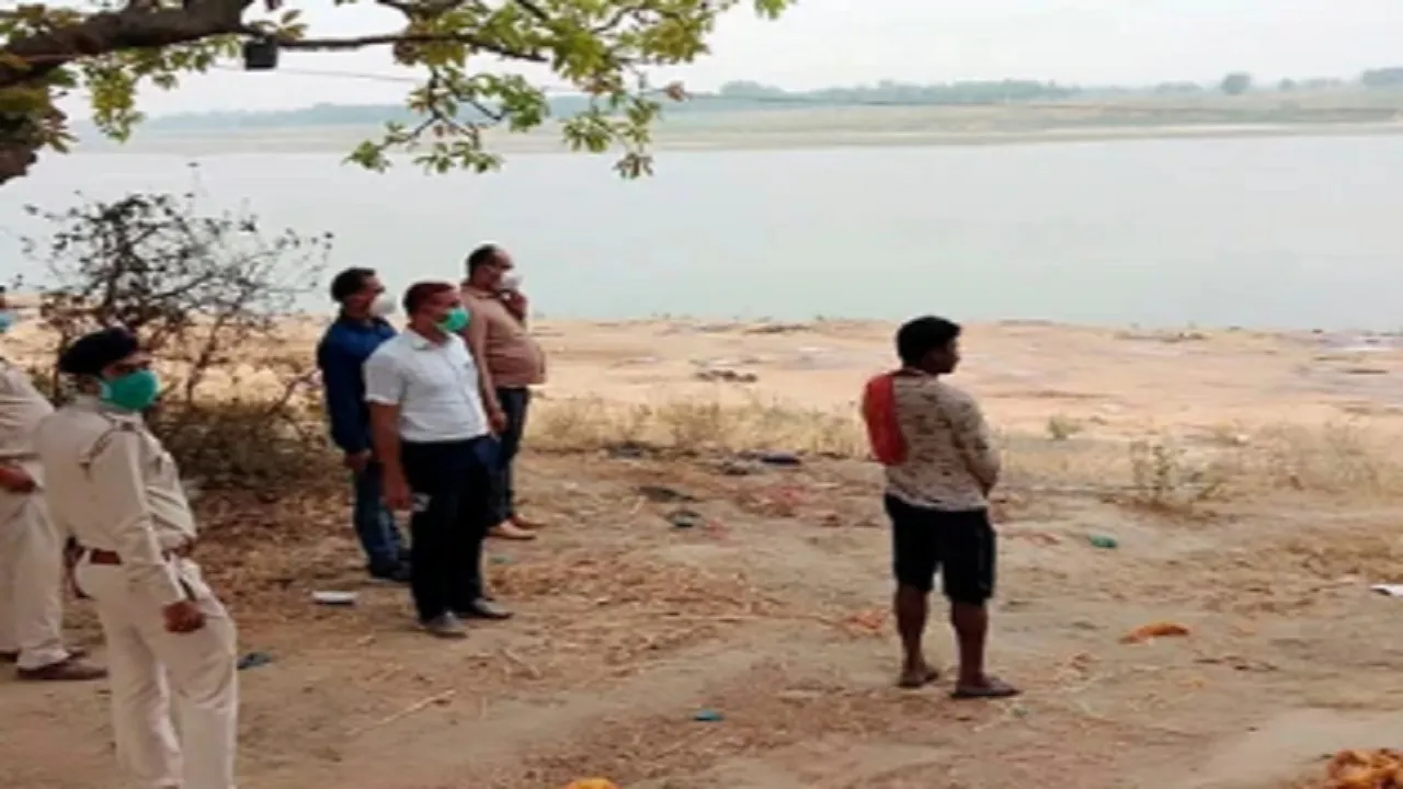 Dead Bodies Ganga