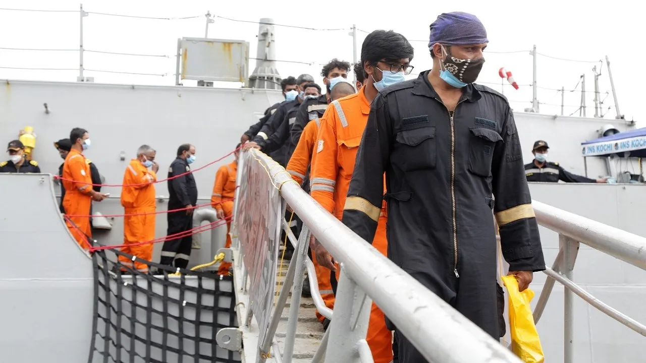 Death of 22 due to cyclone wreaking havoc in Arabian Sea