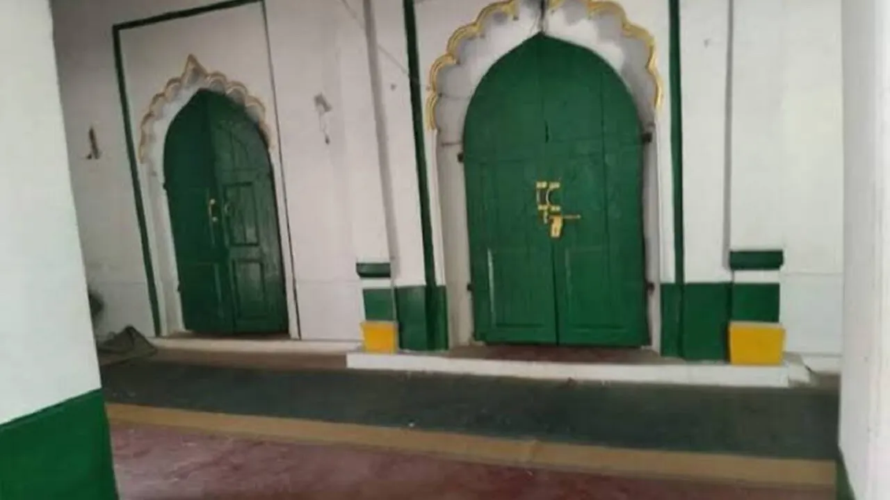 Barabanki mosque demolition