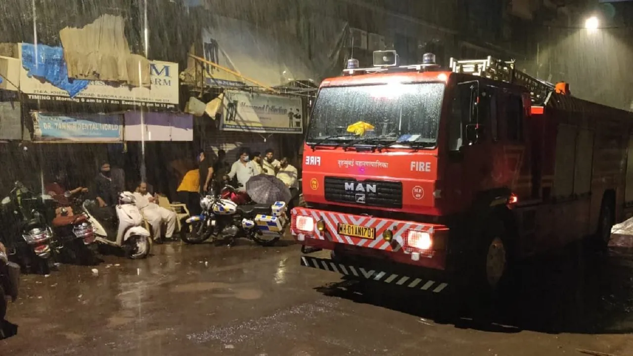 Mumbai building collapsed