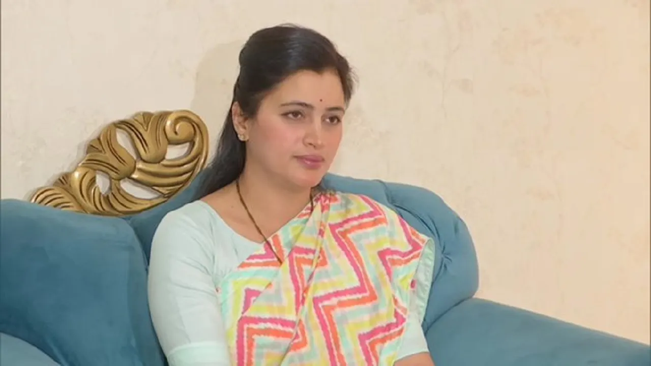 Amravati MP Navneet Rana