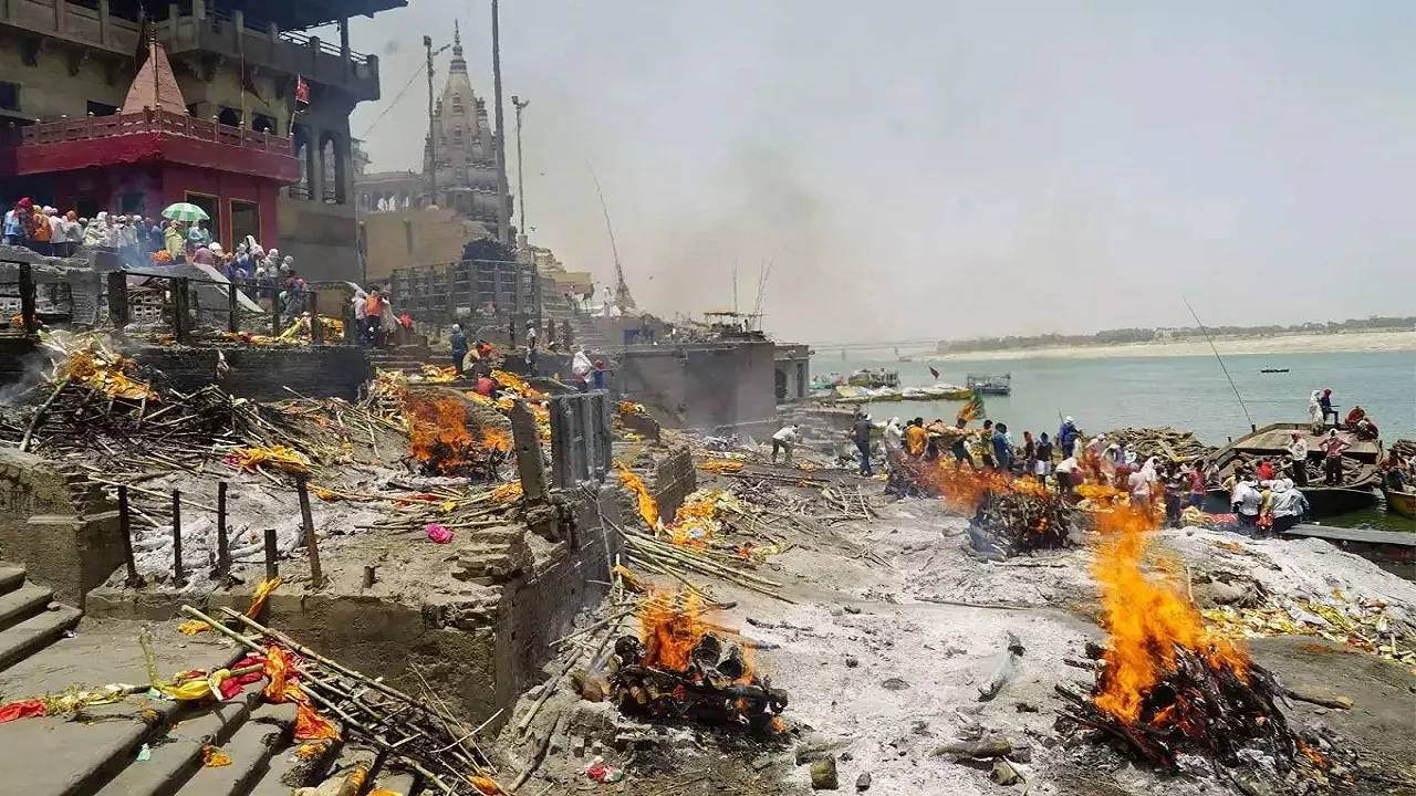 Manikarnika Ghat