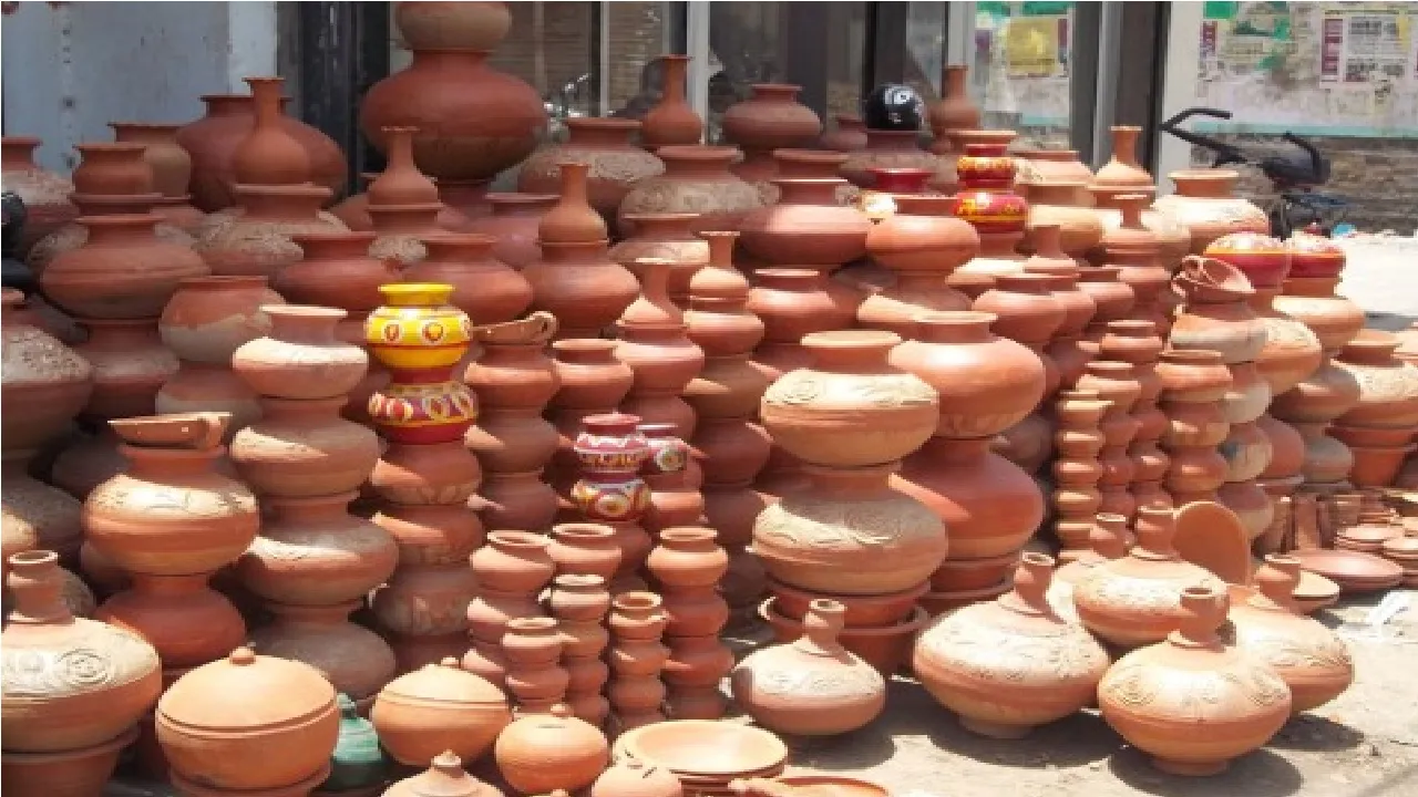Clay Pot