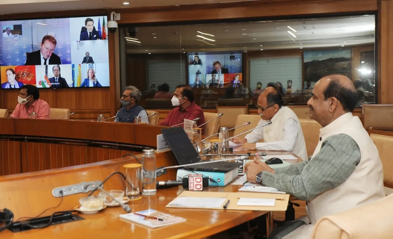 online language learning course for MPs