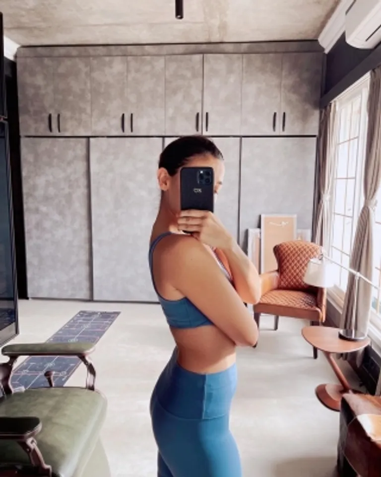 Alia flaunt
